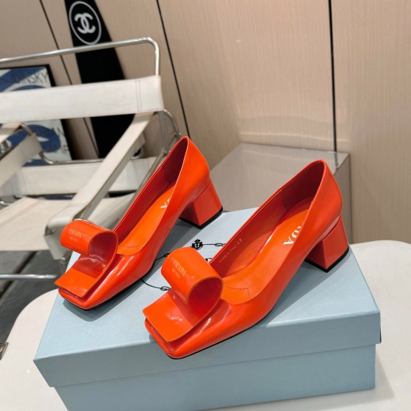 Pra*a high heels